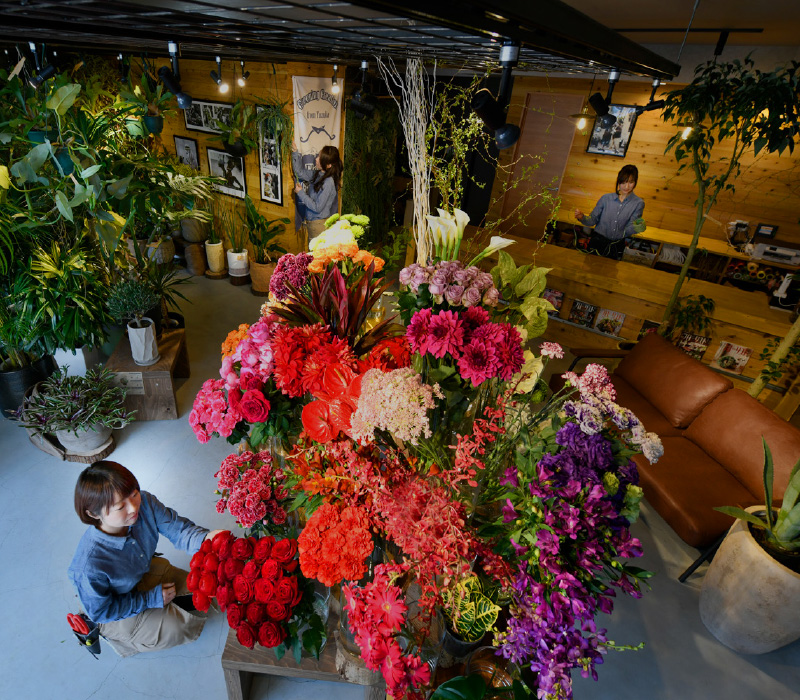 松本市で花屋ならフラワーカーペンターズ 花束 観葉植物 壁面装飾 ウエディング